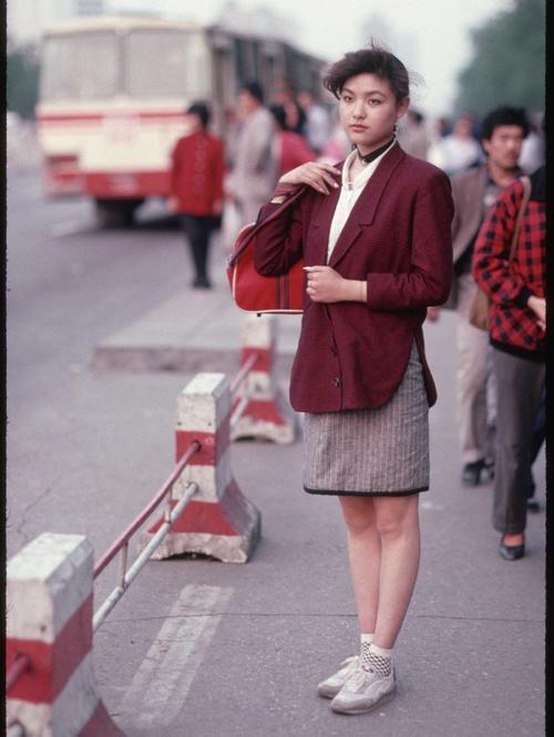 时代的烙印,中国女性服装变迁图
